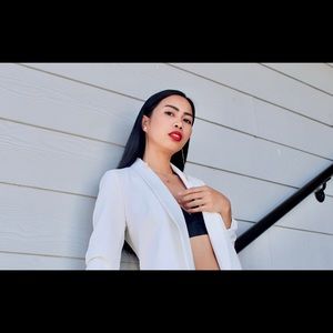 Meet your Posher, Lovely